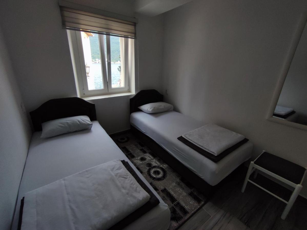 Apartment Rosic Perast Exterior photo